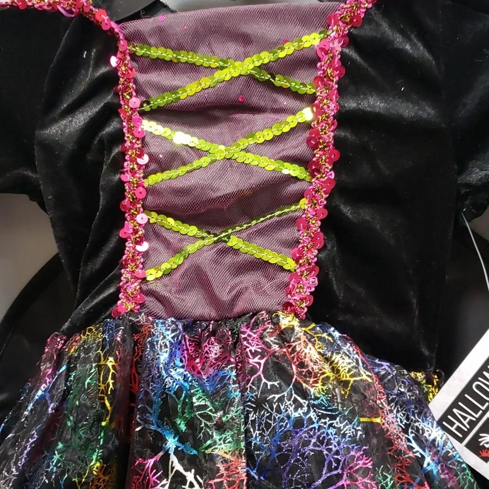 Hallow's Eve NWT Witch Costume with Matching Hat, Girls 4